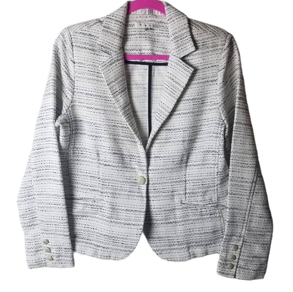 Cabi | Tweed Single breast One button closure Blazer Size 10